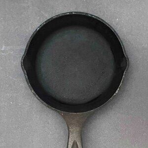 Vintage Lodge 6 Inch Cast Iron Skillet Fry Pan